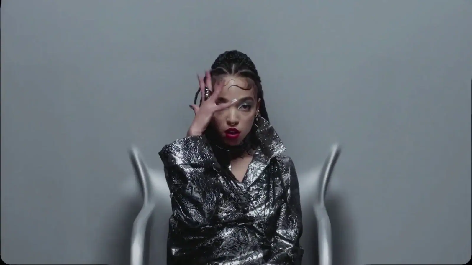 James-Hatt-Wizzo-Co – FKA-Twigs-Glass-and-Patron